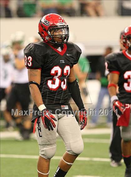 Thumbnail 2 in Cedar Hill vs. Carroll (5A Division 1 Area Playoff )    photogallery.