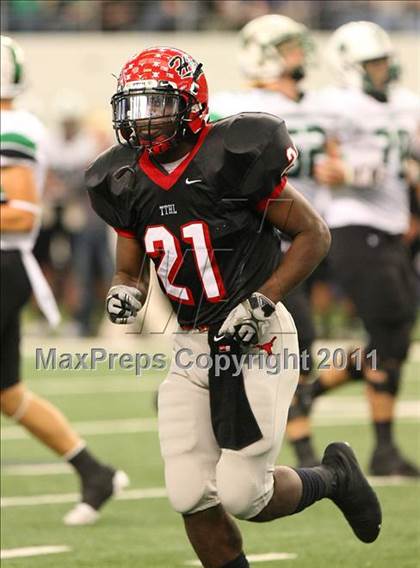 Thumbnail 3 in Cedar Hill vs. Carroll (5A Division 1 Area Playoff )    photogallery.