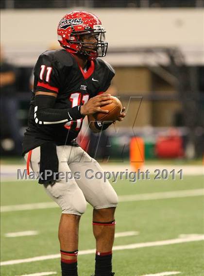Thumbnail 3 in Cedar Hill vs. Carroll (5A Division 1 Area Playoff )    photogallery.