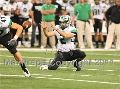 Thumbnail 3 in Cedar Hill vs. Carroll (5A Division 1 Area Playoff )    photogallery.