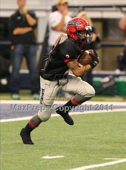 Thumbnail 2 in Cedar Hill vs. Carroll (5A Division 1 Area Playoff )    photogallery.