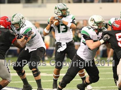 Thumbnail 2 in Cedar Hill vs. Carroll (5A Division 1 Area Playoff )    photogallery.