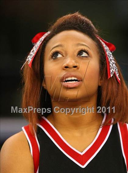 Thumbnail 3 in Cedar Hill vs. Carroll (5A Division 1 Area Playoff )    photogallery.