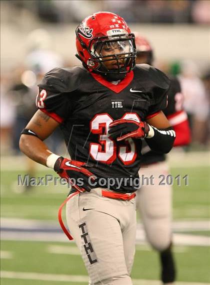 Thumbnail 2 in Cedar Hill vs. Carroll (5A Division 1 Area Playoff )    photogallery.