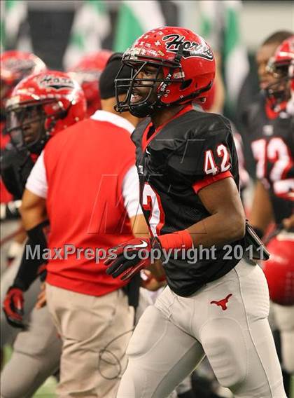 Thumbnail 2 in Cedar Hill vs. Carroll (5A Division 1 Area Playoff )    photogallery.