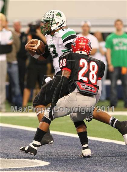 Thumbnail 3 in Cedar Hill vs. Carroll (5A Division 1 Area Playoff )    photogallery.