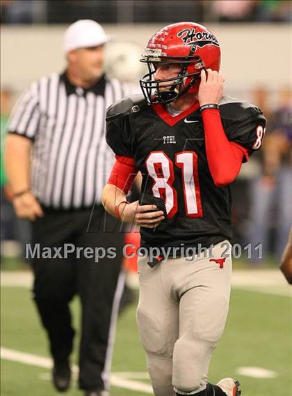 Thumbnail 3 in Cedar Hill vs. Carroll (5A Division 1 Area Playoff )    photogallery.