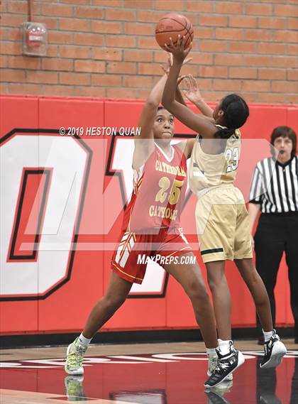 Thumbnail 3 in Cathedral Catholic vs. Long Beach Poly (Troy Classic) photogallery.