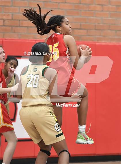 Thumbnail 1 in Cathedral Catholic vs. Long Beach Poly (Troy Classic) photogallery.
