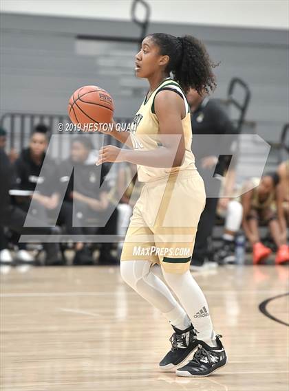 Thumbnail 1 in Cathedral Catholic vs. Long Beach Poly (Troy Classic) photogallery.
