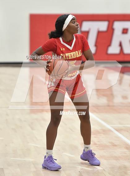 Thumbnail 3 in Cathedral Catholic vs. Long Beach Poly (Troy Classic) photogallery.