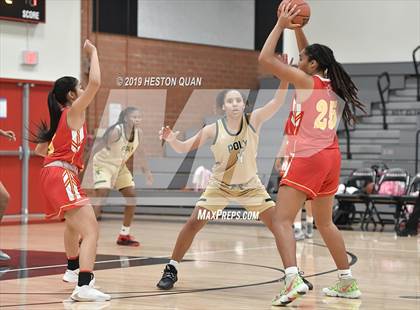 Thumbnail 2 in Cathedral Catholic vs. Long Beach Poly (Troy Classic) photogallery.
