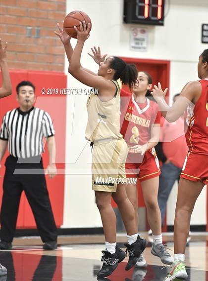 Thumbnail 1 in Cathedral Catholic vs. Long Beach Poly (Troy Classic) photogallery.