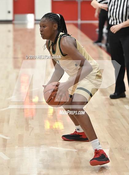 Thumbnail 1 in Cathedral Catholic vs. Long Beach Poly (Troy Classic) photogallery.