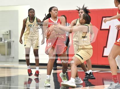 Thumbnail 2 in Cathedral Catholic vs. Long Beach Poly (Troy Classic) photogallery.
