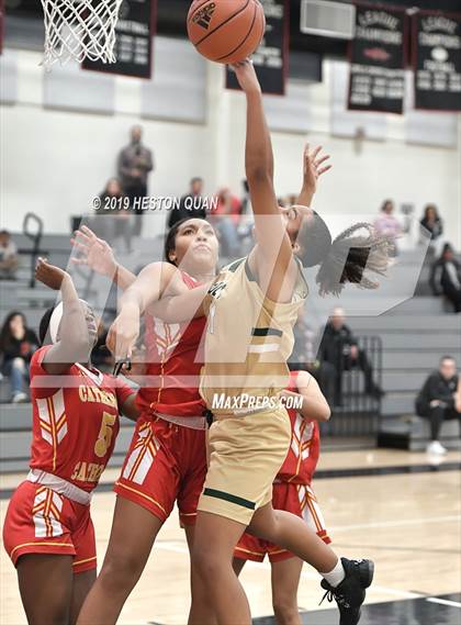 Thumbnail 1 in Cathedral Catholic vs. Long Beach Poly (Troy Classic) photogallery.