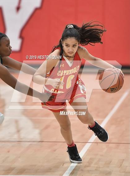 Thumbnail 1 in Cathedral Catholic vs. Long Beach Poly (Troy Classic) photogallery.