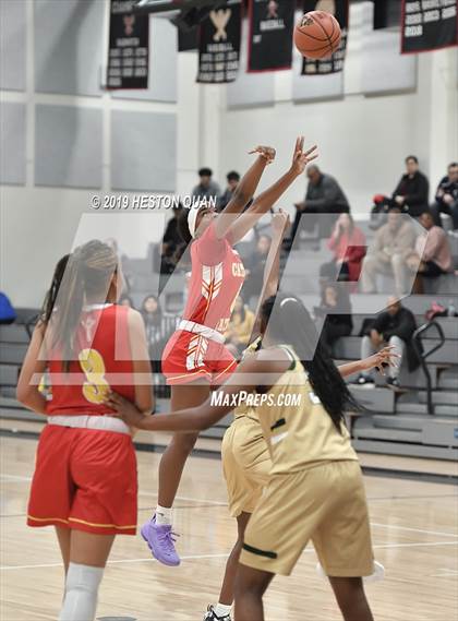 Thumbnail 2 in Cathedral Catholic vs. Long Beach Poly (Troy Classic) photogallery.