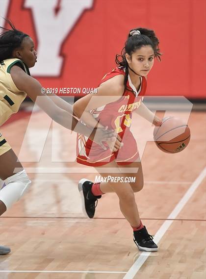Thumbnail 3 in Cathedral Catholic vs. Long Beach Poly (Troy Classic) photogallery.