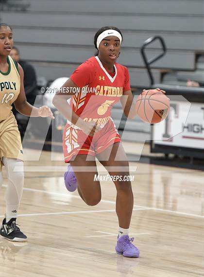 Thumbnail 3 in Cathedral Catholic vs. Long Beach Poly (Troy Classic) photogallery.