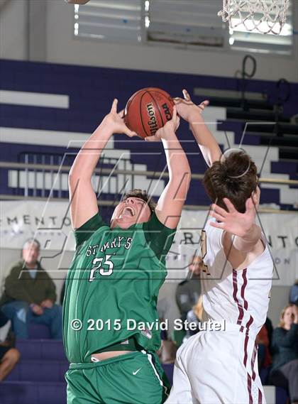 Thumbnail 2 in St. Mary's vs. Whitney (St. Hope Elite Classic) photogallery.