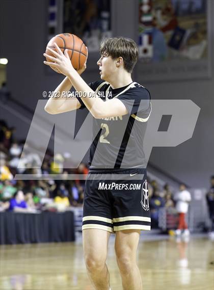 Thumbnail 2 in Jordan vs Beaumont United (UIL 6A Region 3 & 4 Regional Semifinal) photogallery.