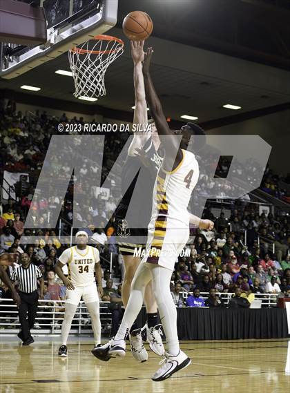 Thumbnail 2 in Jordan vs Beaumont United (UIL 6A Region 3 & 4 Regional Semifinal) photogallery.