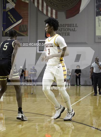 Thumbnail 2 in Jordan vs Beaumont United (UIL 6A Region 3 & 4 Regional Semifinal) photogallery.