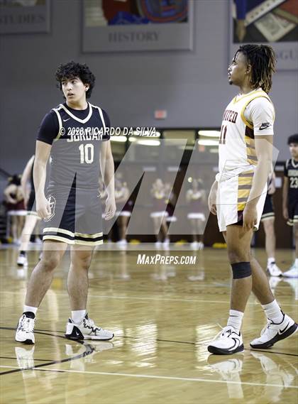 Thumbnail 3 in Jordan vs Beaumont United (UIL 6A Region 3 & 4 Regional Semifinal) photogallery.