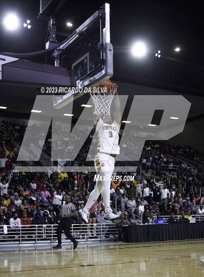Thumbnail 1 in Jordan vs Beaumont United (UIL 6A Region 3 & 4 Regional Semifinal) photogallery.