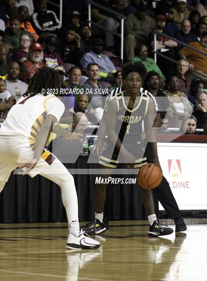 Thumbnail 3 in Jordan vs Beaumont United (UIL 6A Region 3 & 4 Regional Semifinal) photogallery.