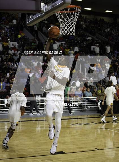 Thumbnail 1 in Jordan vs Beaumont United (UIL 6A Region 3 & 4 Regional Semifinal) photogallery.