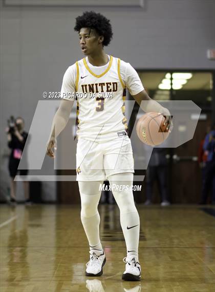 Thumbnail 2 in Jordan vs Beaumont United (UIL 6A Region 3 & 4 Regional Semifinal) photogallery.