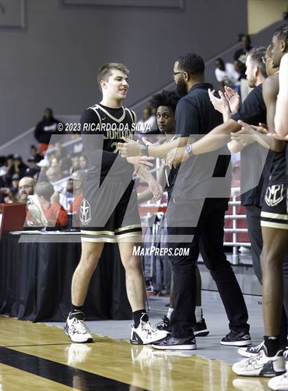 Thumbnail 2 in Jordan vs Beaumont United (UIL 6A Region 3 & 4 Regional Semifinal) photogallery.