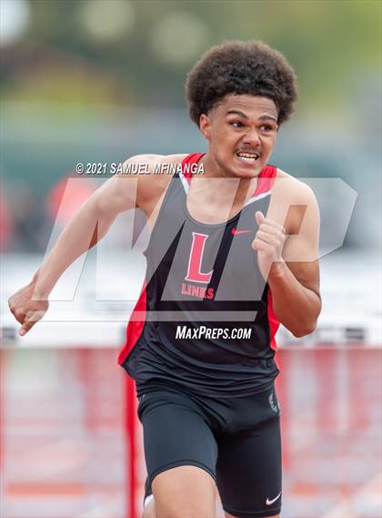 Thumbnail 3 in Harold Scott Invitational (100-Meter hurdles) photogallery.