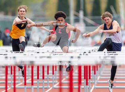 Thumbnail 3 in Harold Scott Invitational (100-Meter hurdles) photogallery.