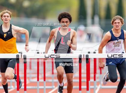 Thumbnail 2 in Harold Scott Invitational (100-Meter hurdles) photogallery.