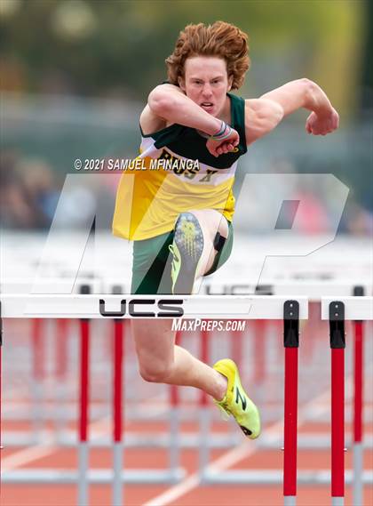 Thumbnail 3 in Harold Scott Invitational (100-Meter hurdles) photogallery.