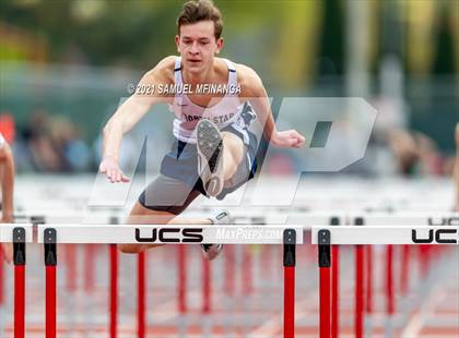 Thumbnail 2 in Harold Scott Invitational (100-Meter hurdles) photogallery.