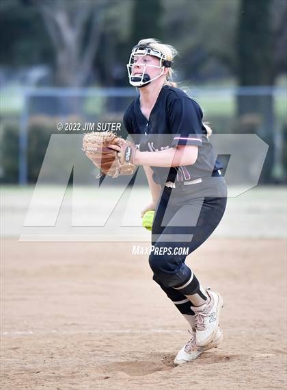 Thumbnail 3 in Lake Creek vs Waller (Brenham Tournament) photogallery.
