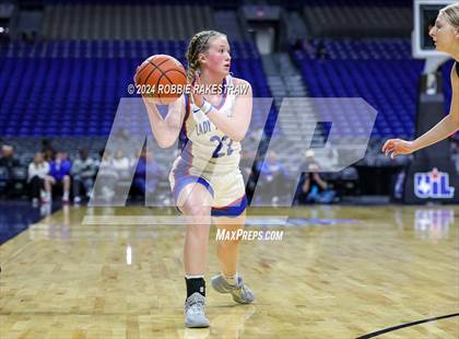 Thumbnail 2 in Valley vs. Neches (UIL 1A Basketball Semifinal) photogallery.