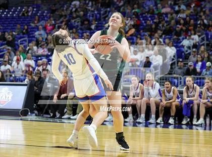 Thumbnail 1 in Valley vs. Neches (UIL 1A Basketball Semifinal) photogallery.