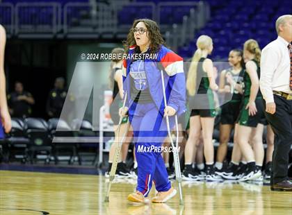 Thumbnail 2 in Valley vs. Neches (UIL 1A Basketball Semifinal) photogallery.