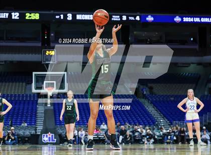 Thumbnail 2 in Valley vs. Neches (UIL 1A Basketball Semifinal) photogallery.