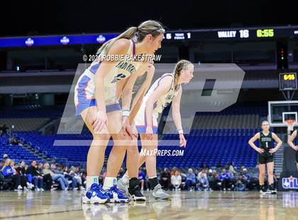 Thumbnail 1 in Valley vs. Neches (UIL 1A Basketball Semifinal) photogallery.