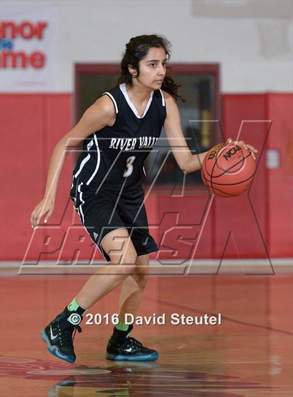 Thumbnail 1 in River Valley vs. Rio Linda (CIF SJS D3 Playoff) photogallery.