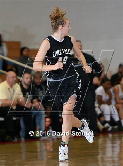 Thumbnail 2 in River Valley vs. Rio Linda (CIF SJS D3 Playoff) photogallery.