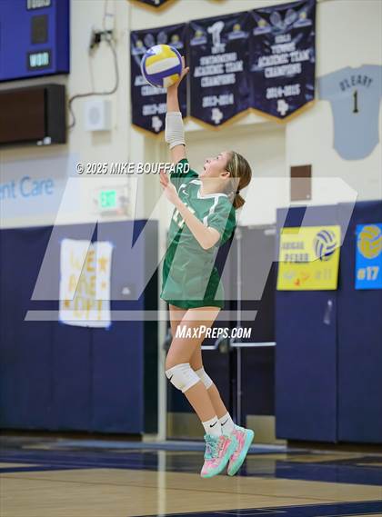 Thumbnail 3 in JV: Santa Barbara @ Dos Pueblos photogallery.