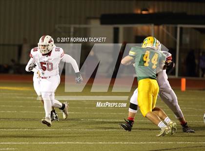 Thumbnail 1 in Bishop Carroll vs. Maize (KSHSAA 5A Quarterfinal) photogallery.