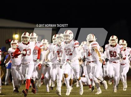 Thumbnail 2 in Bishop Carroll vs. Maize (KSHSAA 5A Quarterfinal) photogallery.
